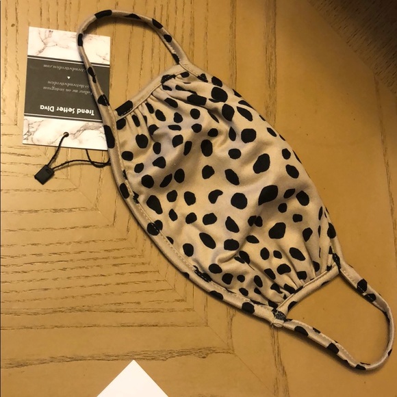 2 for $20! Dalmation print face mask - Picture 3 of 11